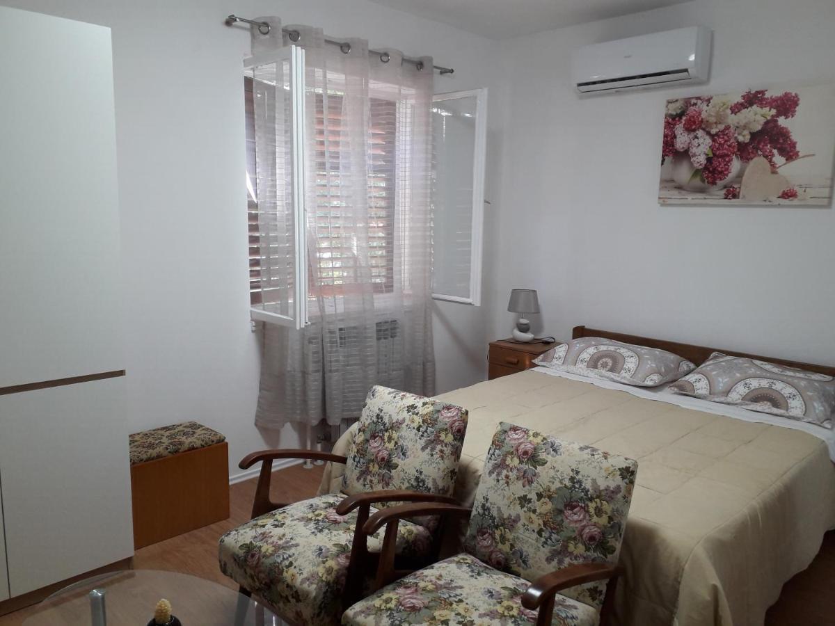 Soba Ivanka Mali Lošinj Εξωτερικό φωτογραφία